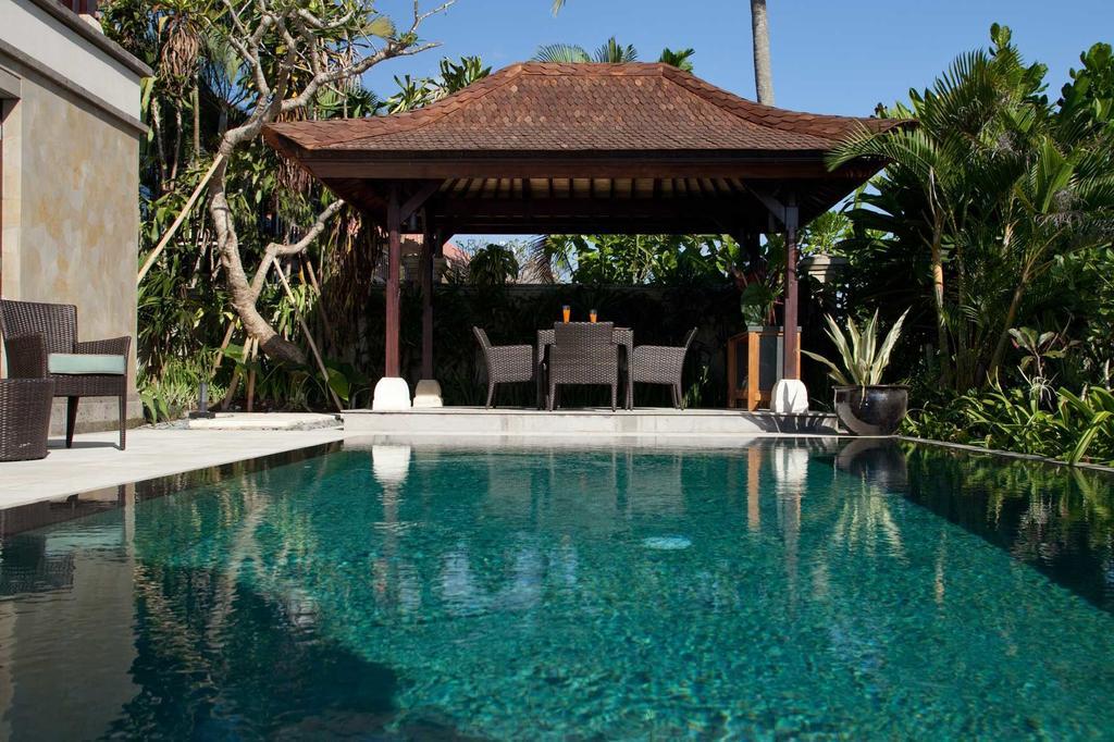 Sundara Oceanside Villa ทานาล็อต ภายนอก รูปภาพ